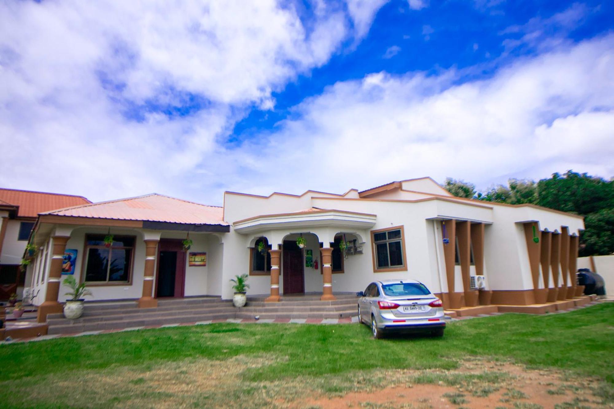 Indigo Cottage And Apartment Kumasi Exterior foto